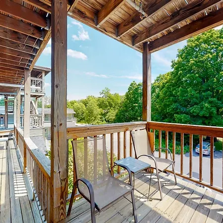 Heavenly Hideaway Apartment